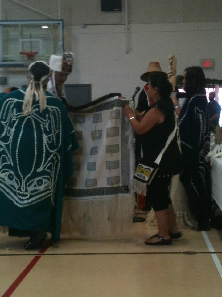 300896_306899576074543_1720400046_n